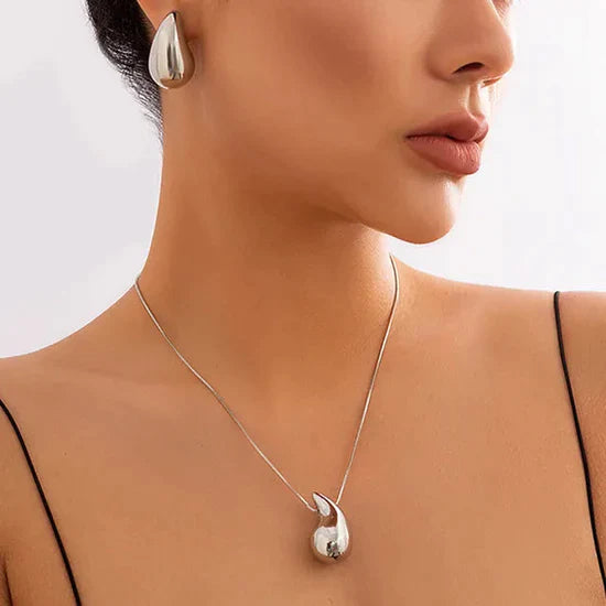 Annabels™ Teardrop Earrings/Necklace