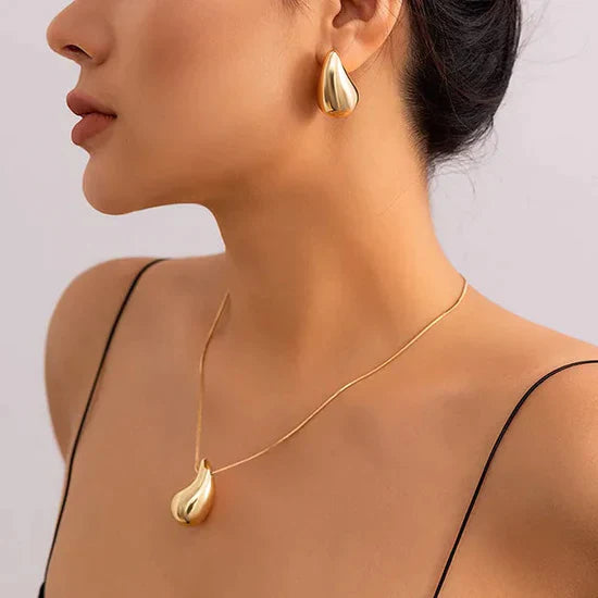 Annabels™ Teardrop Earrings/Necklace